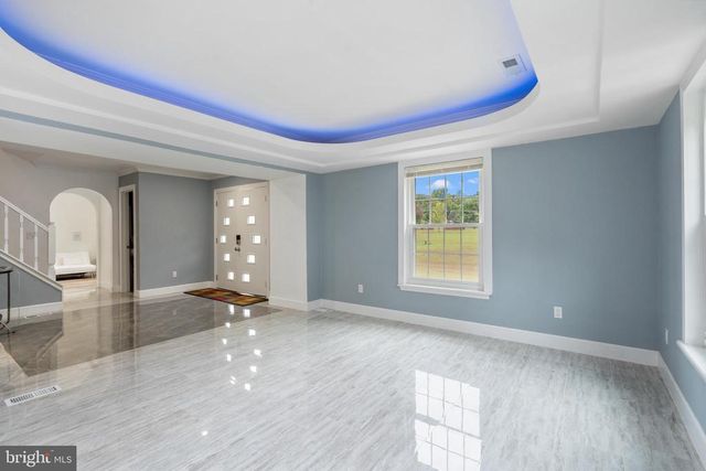 19 TWIN SPRINGS DR, Fredericksburg, VA 22407