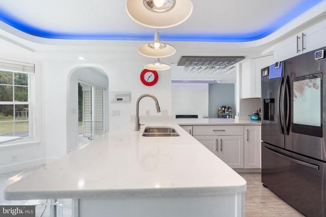 19 TWIN SPRINGS DR, Fredericksburg, VA 22407