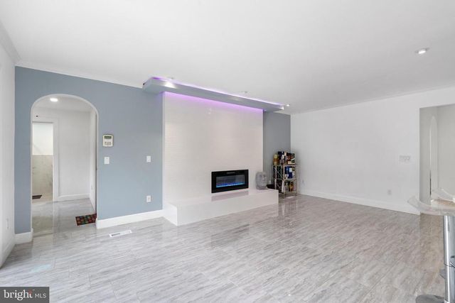 19 TWIN SPRINGS DR, Fredericksburg, VA 22407