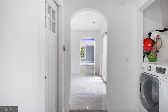 19 TWIN SPRINGS DR, Fredericksburg, VA 22407