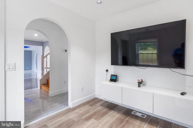 19 TWIN SPRINGS DR, Fredericksburg, VA 22407