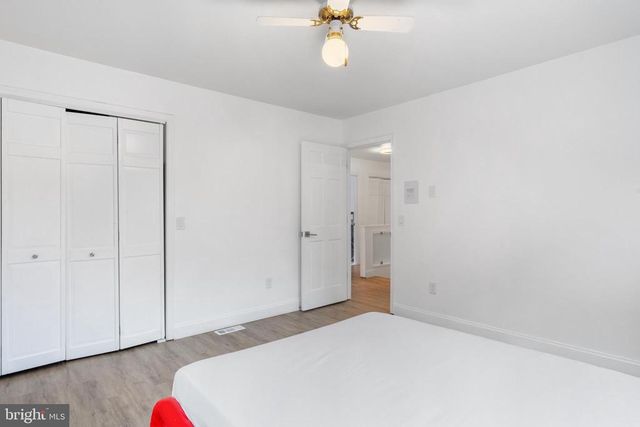 19 TWIN SPRINGS DR, Fredericksburg, VA 22407