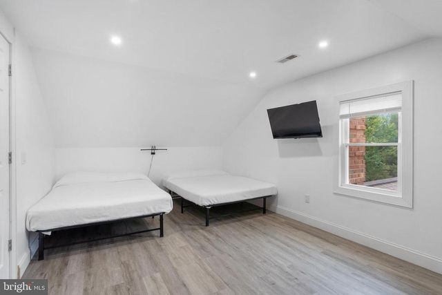 19 TWIN SPRINGS DR, Fredericksburg, VA 22407