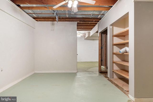 19 TWIN SPRINGS DR, Fredericksburg, VA 22407