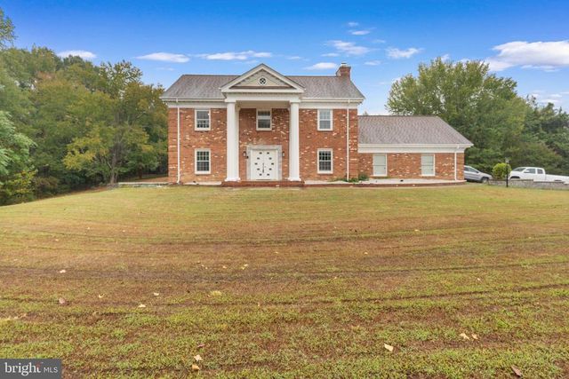 19 TWIN SPRINGS DR, Fredericksburg, VA 22407