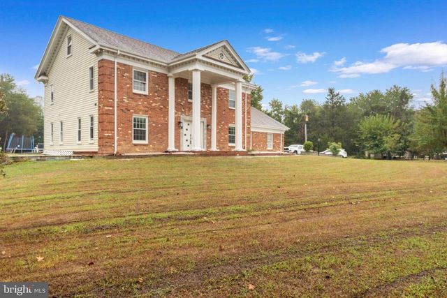 19 TWIN SPRINGS DR, Fredericksburg, VA 22407