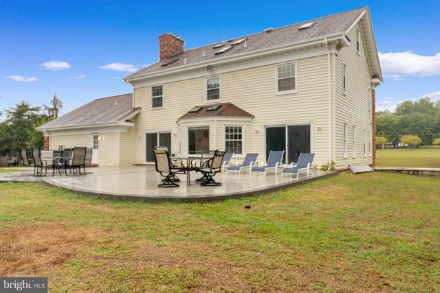 19 TWIN SPRINGS DR, Fredericksburg, VA 22407