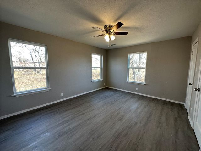 717 E Lamberth Road, Sherman, TX 75090