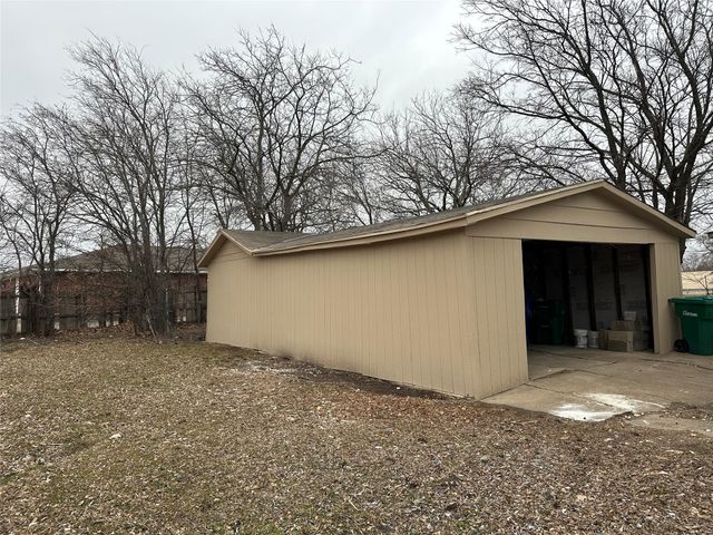 717 E Lamberth Road, Sherman, TX 75090