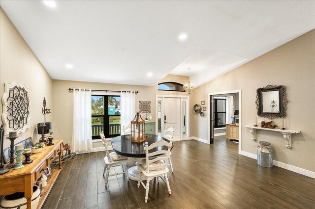 5871 NW Corso Court, Port St Lucie, FL 34986