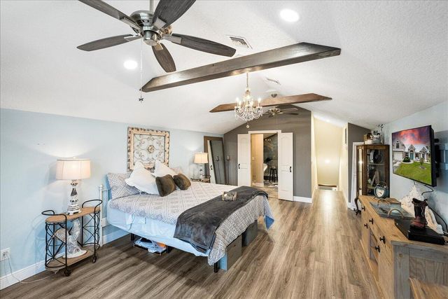 5871 NW Corso Court, Port St Lucie, FL 34986