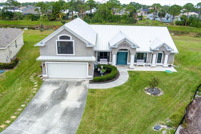 5871 NW Corso Court, Port St Lucie, FL 34986