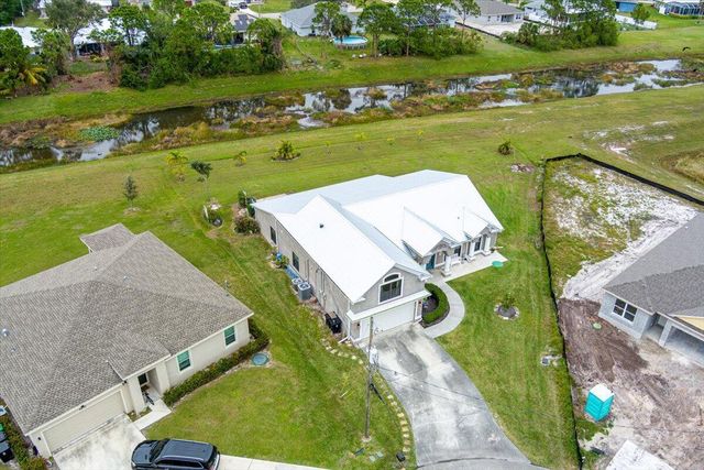 5871 NW Corso Court, Port St Lucie, FL 34986