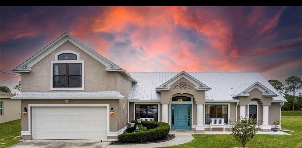 5871 NW Corso Court, Port St Lucie, FL 34986