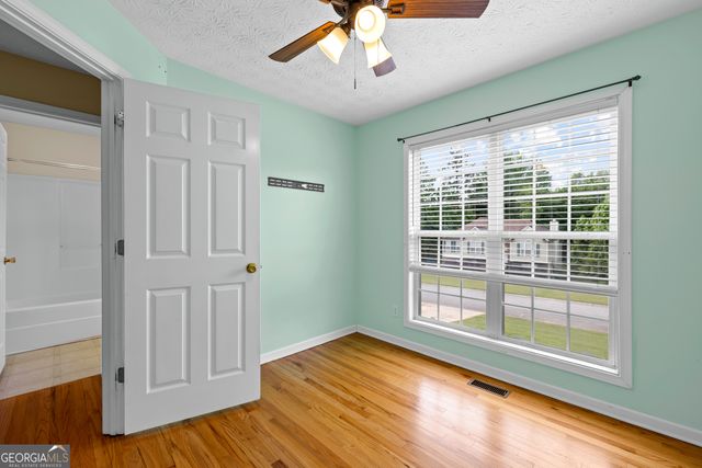 205 Clarion Drive, Carrollton, GA 30116
