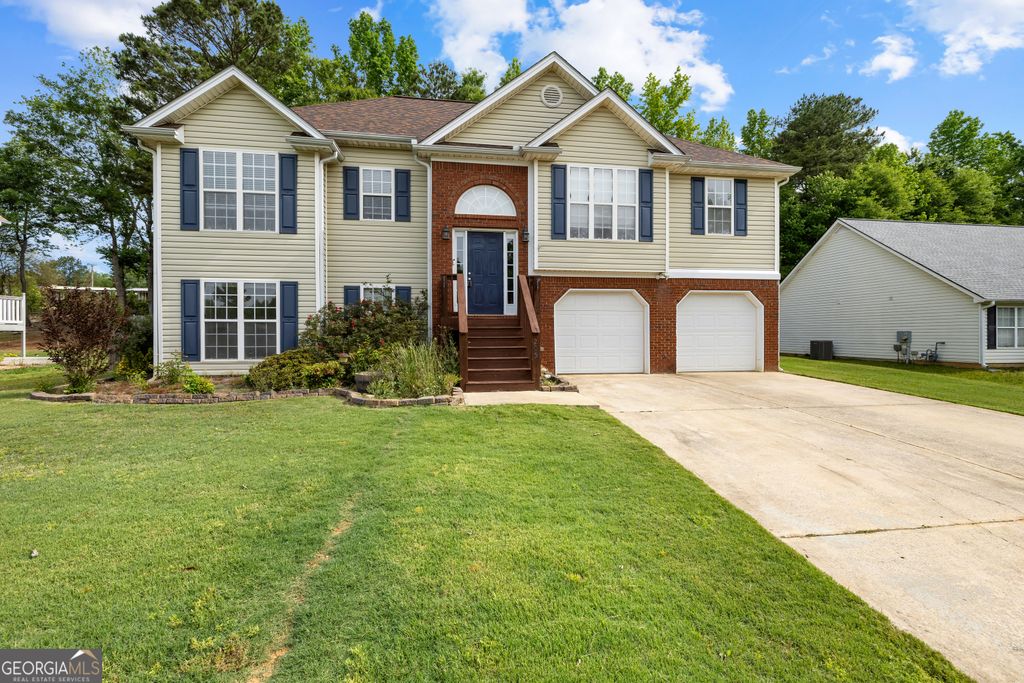 205 Clarion Drive, Carrollton, GA 30116