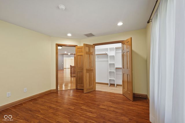 7231 Lakeside Woods Drive, Indianapolis, IN 46278