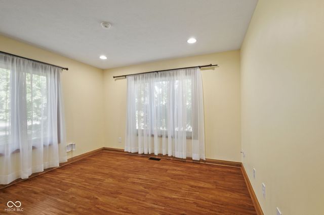 7231 Lakeside Woods Drive, Indianapolis, IN 46278