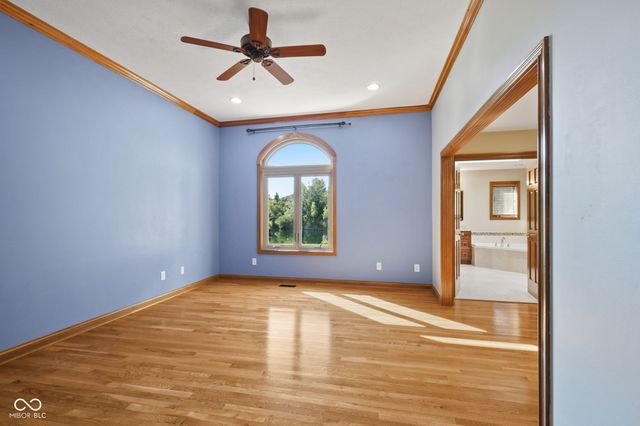 7231 Lakeside Woods Drive, Indianapolis, IN 46278