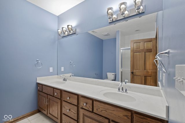 7231 Lakeside Woods Drive, Indianapolis, IN 46278