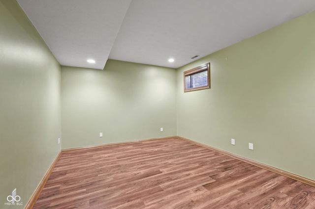 7231 Lakeside Woods Drive, Indianapolis, IN 46278
