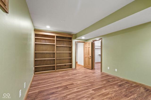 7231 Lakeside Woods Drive, Indianapolis, IN 46278
