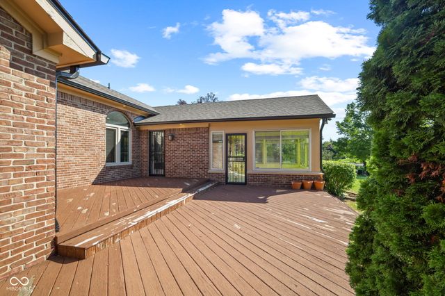 7231 Lakeside Woods Drive, Indianapolis, IN 46278