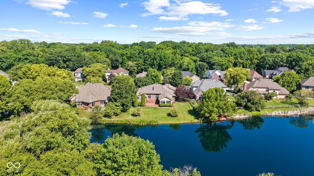 7231 Lakeside Woods Drive, Indianapolis, IN 46278