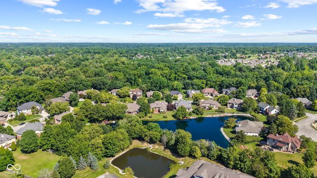 7231 Lakeside Woods Drive, Indianapolis, IN 46278