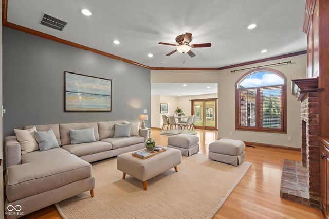 7231 Lakeside Woods Drive, Indianapolis, IN 46278
