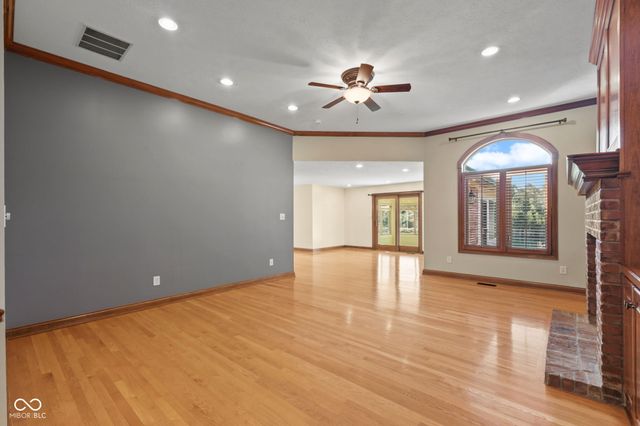 7231 Lakeside Woods Drive, Indianapolis, IN 46278