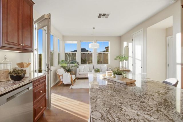 6741 Golden Glen Ln, San Diego, CA 92126