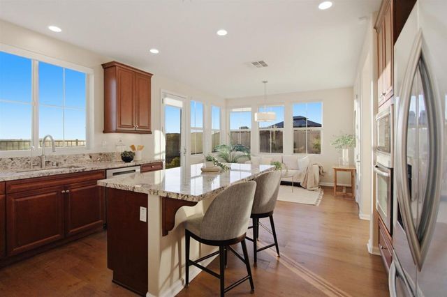 6741 Golden Glen Ln, San Diego, CA 92126