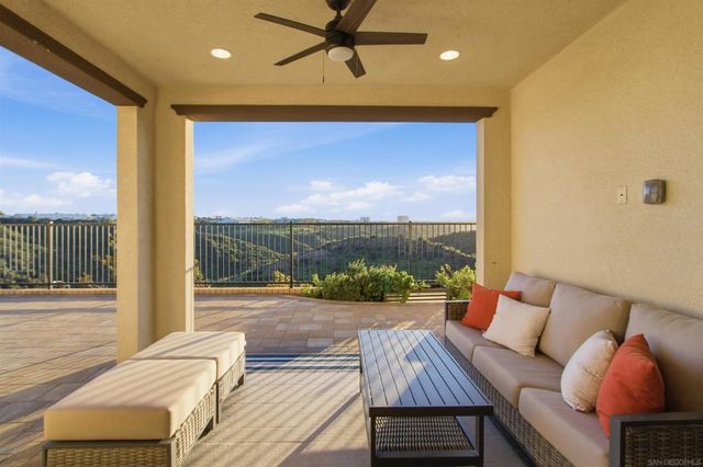 6741 Golden Glen Ln, San Diego, CA 92126