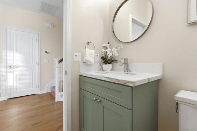 6741 Golden Glen Ln, San Diego, CA 92126