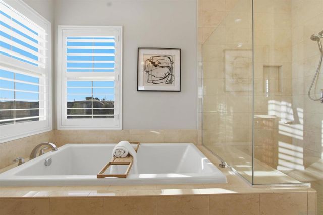 6741 Golden Glen Ln, San Diego, CA 92126