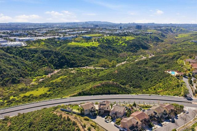 6741 Golden Glen Ln, San Diego, CA 92126