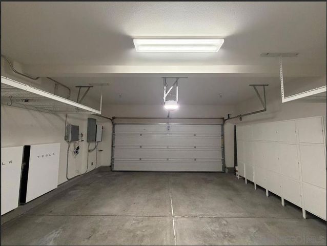 6741 Golden Glen Ln, San Diego, CA 92126