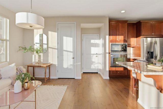 6741 Golden Glen Ln, San Diego, CA 92126