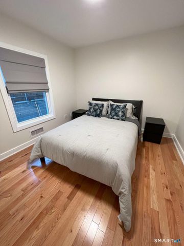 16 Wilton Avenue, Norwalk, CT 06851