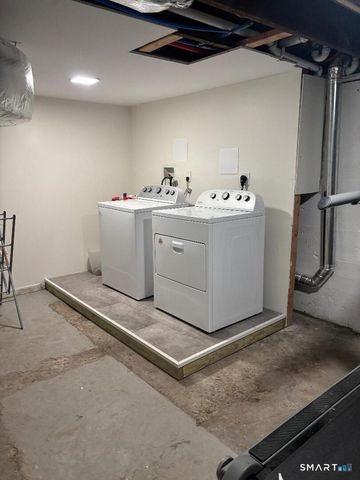 16 Wilton Avenue, Norwalk, CT 06851