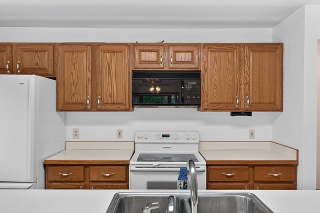 5580 Tamarix Lane, Saginaw, MI 48603