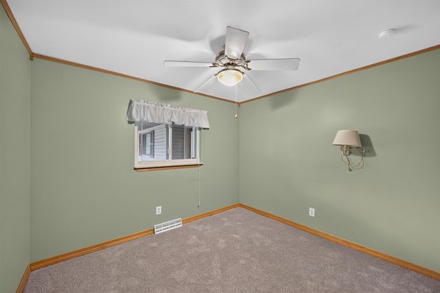 5580 Tamarix Lane, Saginaw, MI 48603