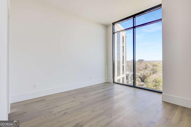2425 Peachtree Road NE 1605, Atlanta, GA 30305