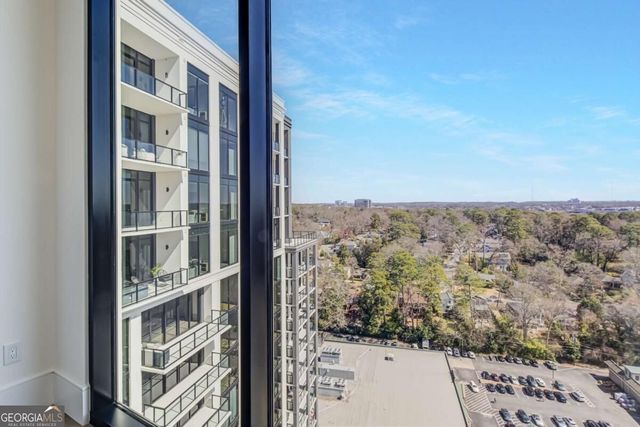 2425 Peachtree Road NE 1605, Atlanta, GA 30305