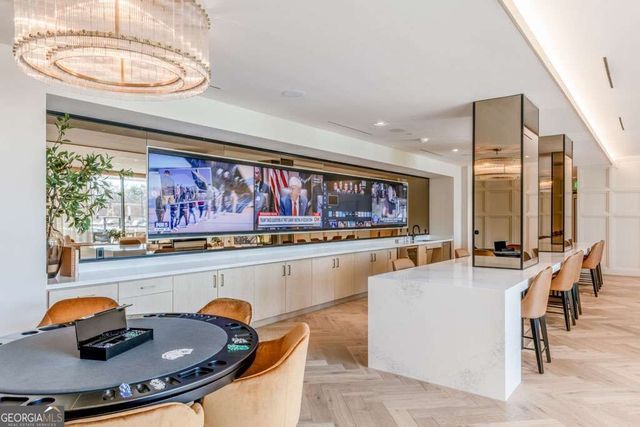 2425 Peachtree Road NE 1605, Atlanta, GA 30305