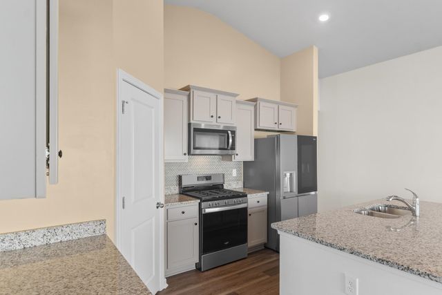 734 Eastridge Dr., Conway, SC 29526