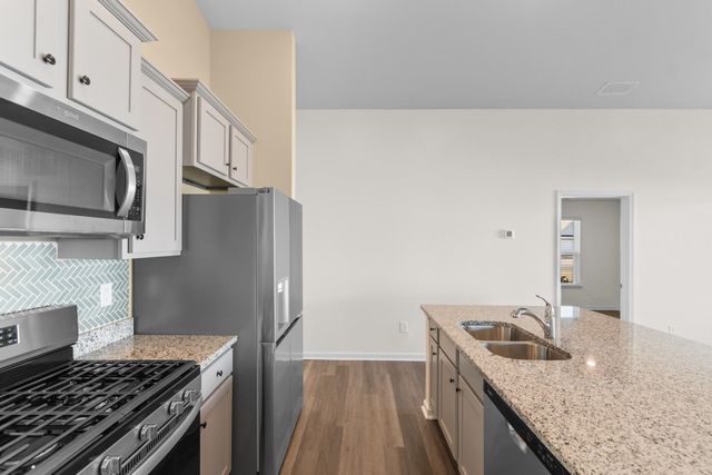 734 Eastridge Dr., Conway, SC 29526