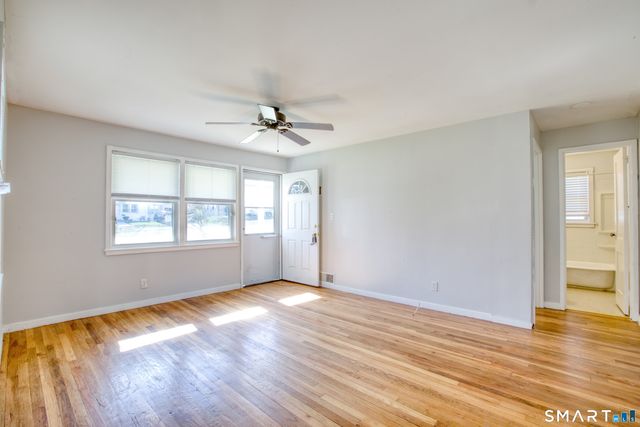 124 Mayflower Street, West Hartford, CT 06110