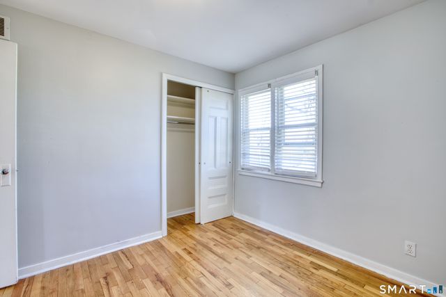 124 Mayflower Street, West Hartford, CT 06110